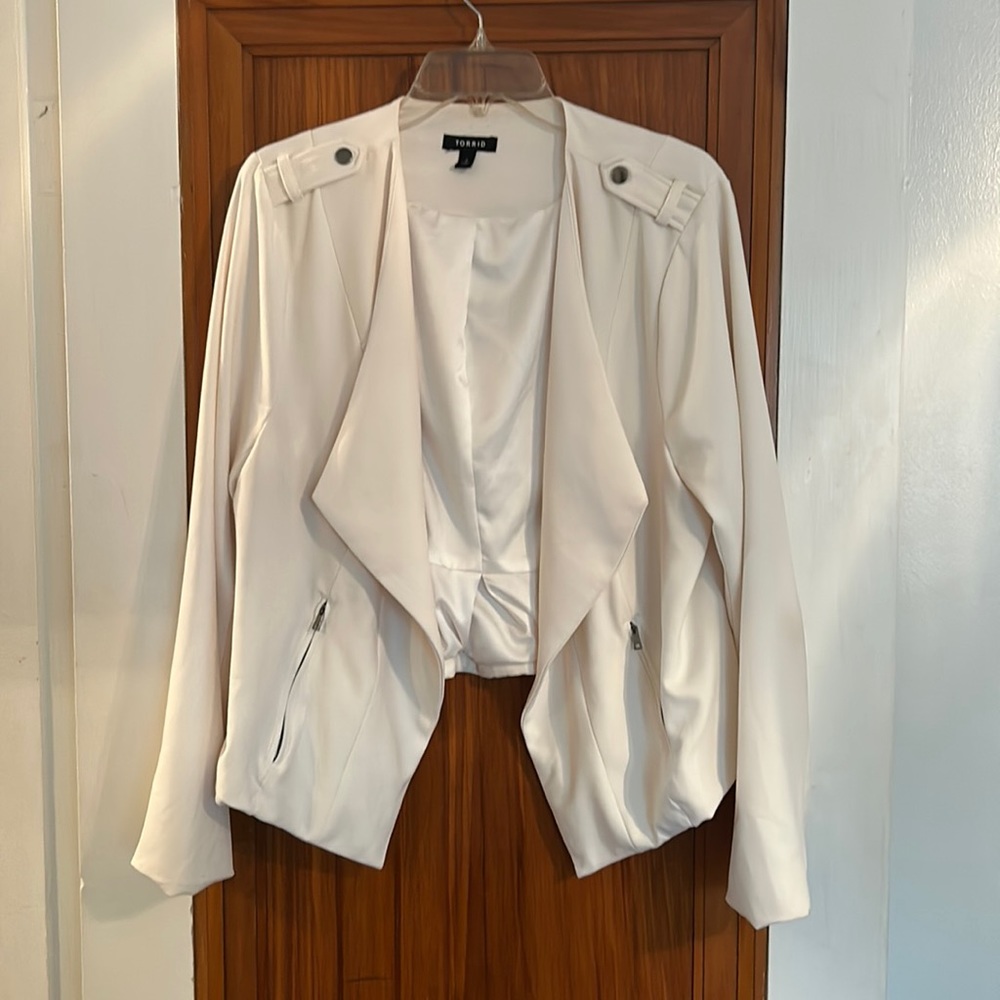 White Blazer - Torrid